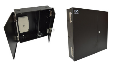 SBE Tech Distribuidor de Fibra Óptica 19" SBE-LFO12/24, hasta 24 Coples, Negro