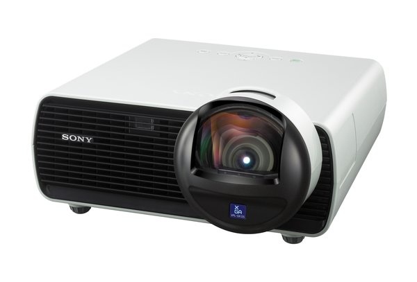 Proyector Sony VPLSX125 LCD, de Tiro Corto, XGA 1024 x 768, 2500 Lúmenes