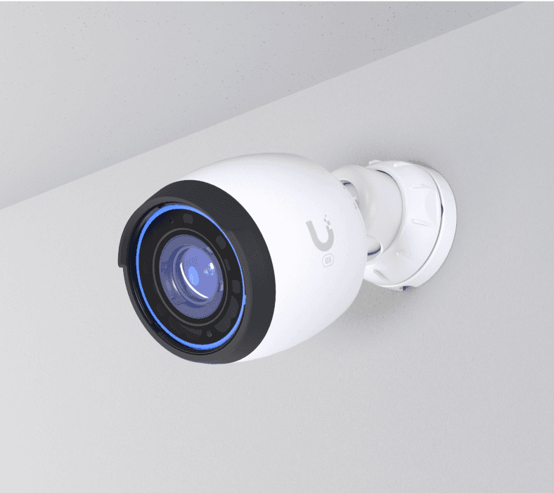 Ubiquiti Networks Cámara de Seguridad IP Bullet IR para Interiores/Exteriores UVC-G5-PRO, Alámbrico, 3840x2160 4K, Día/Noche 