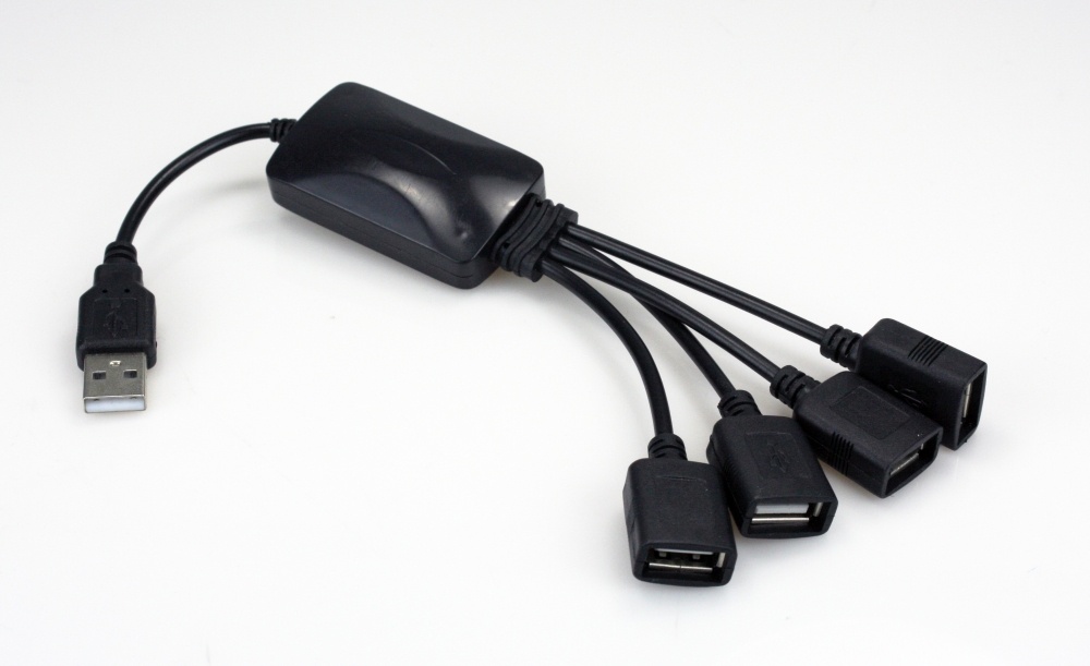 Xtech Cable Hub USB XTC-320, 4 Puertos USB 2.0, Negro