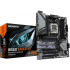Tarjeta Madre Gigabyte B650 EAGLE AX, ATX, Socket AM5, AMD B650, 192GB DDR5, HDMI/DP para AMD  1
