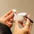 Native Union Active, Funda para AirPods 4ta Generación, Blanco - Imagen adicional 6