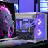 Computadora Gamer Xtreme PC Gaming CM-05934, Intel Core Ultra 9 285K, NVIDIA GeForce RTX 5060, 16GB, 1TB SSD, Wi-Fi, Windows 11 Prueba + Teclado/Mouse/Monitor de 31.5" - Imagen adicional 3