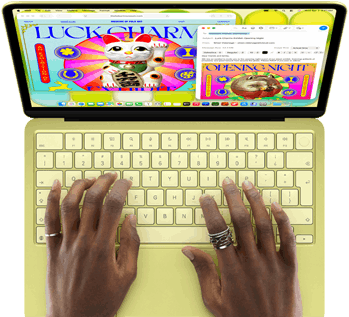 MacBook Neo, color amarillo cítrico, manos en el teclado, alguien está redactando un email con una invitación a una exposición de arte, el sitio web del evento está abierto al lado
