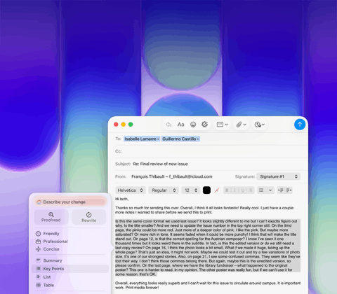 Pantalla de una MacBook Neo, se usa Herramientas de Escritura de Apple Intelligence en Mail para revisar un párrafo extenso de un email con comentarios sobre una publicación